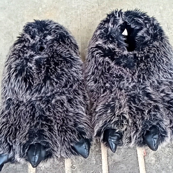 George Other - Furry Monster Claw Slippers